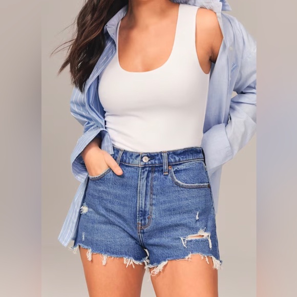 Abercrombie and Fitch High Rise Mom Shorts Curve Love - Picture 1 of 4